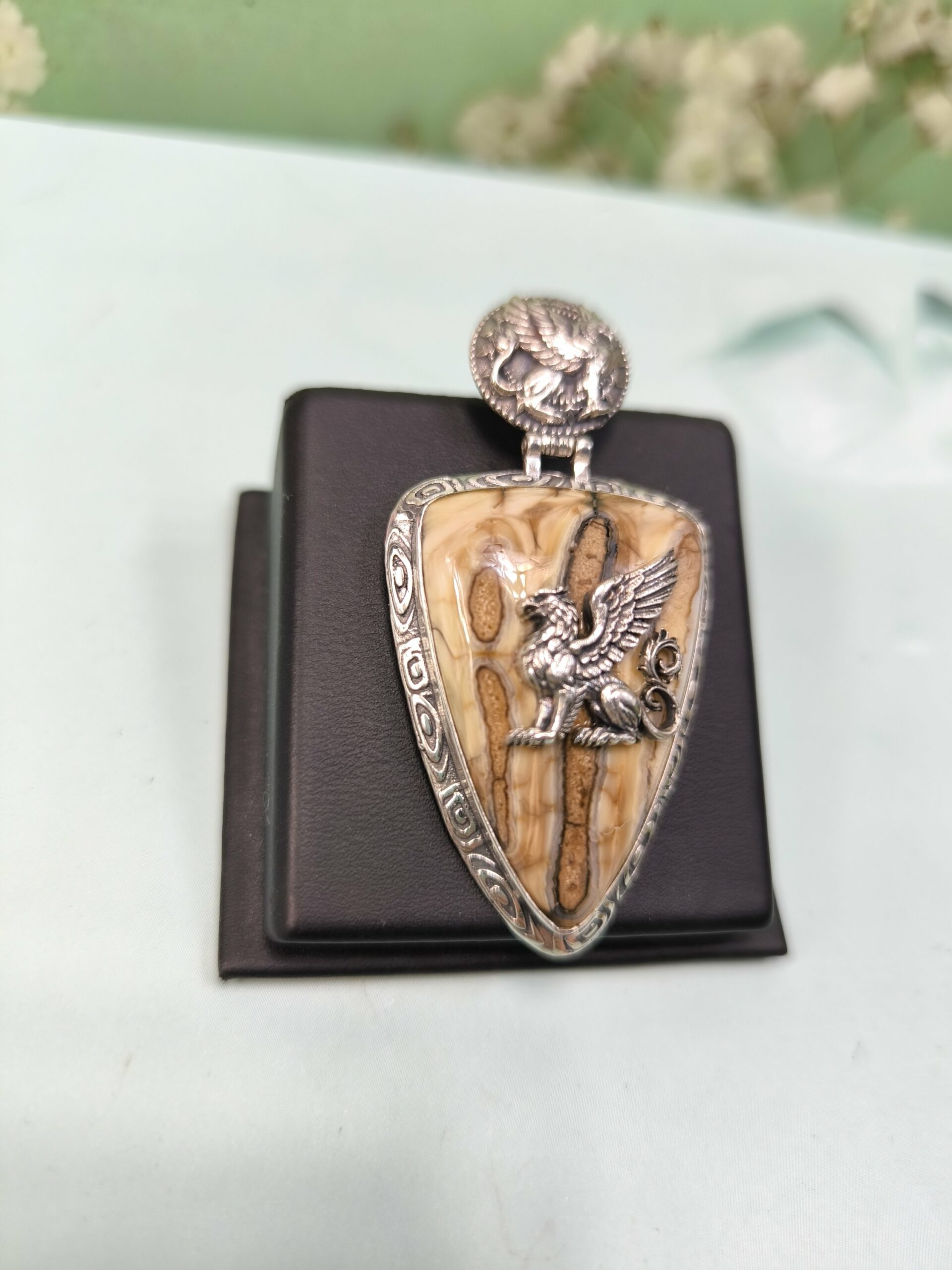 Кулон “Грифон”